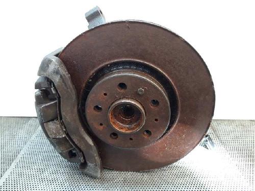 Used Left front steering knuckle VOLVO XC90 I (275) D5 AWD (163 hp) 2277171