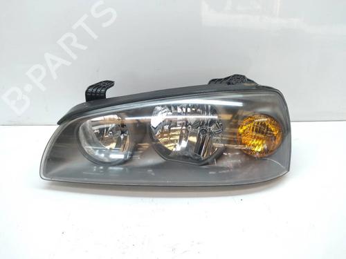 Used Left headlight HYUNDAI ELANTRA III (XD) 2.0 (141 hp) 13950928