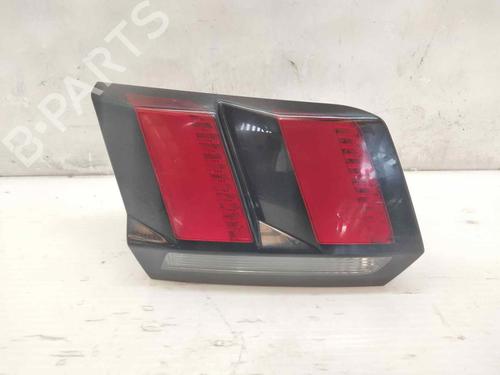 Used Left tailgate light PEUGEOT 3008 II SUV (MC_, MR_, MJ_, M4_) [2016-2025]  26200045