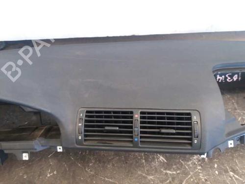Dashboard BMW 5 (E39) 540 i | BP593477C46 