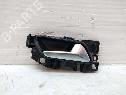 Used Front right interior door handle Front right interior door handle 31166863 31166863