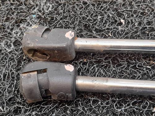 Tailgate lift support SKODA OCTAVIA I (1U2) 1.9 TDI | BP14039070C138 