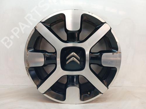 flk-citroen-c4-cactus-2014-34185728 main image