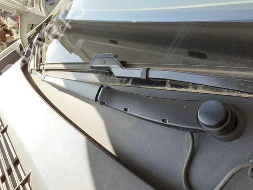 front-windshield-wiper-arm-tesla-model-y-5yjy-2019-29532454 main image