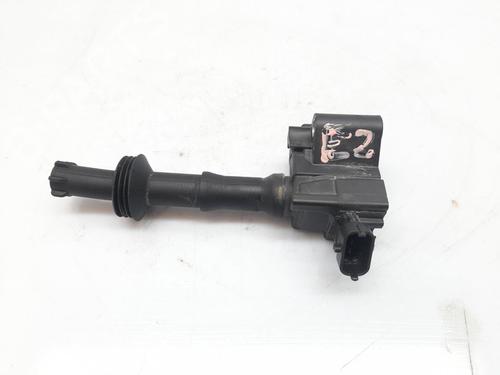 Used Ignition coil Ignition coil PEUGEOT 3008 II SUV (MC_, MR_, MJ_, M4_) [2016-2026] 8310996 8310996
