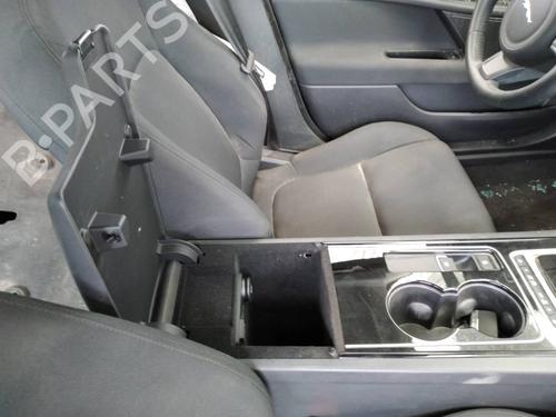Armrest / Center console JAGUAR XE (X760) 2.0 D | BP8058144I20 