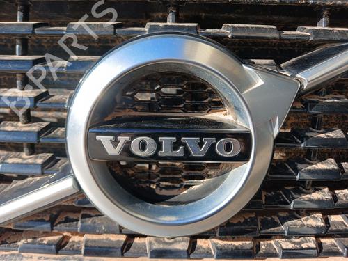 sttfangerbjelke-foran-volvo-xc60-ii-246-2017-35804571 main image