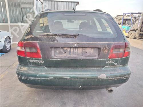 Rear center light VOLVO V40 Estate (645) 1.9 TD | BP10974430I39 