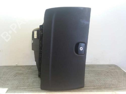 Used Glove box PEUGEOT 407 (6D_) 2.0 HDi 135 (6DRHRH, 6DRHRE, 6DRHRG, 6DRHRJ) (136 hp) 884158