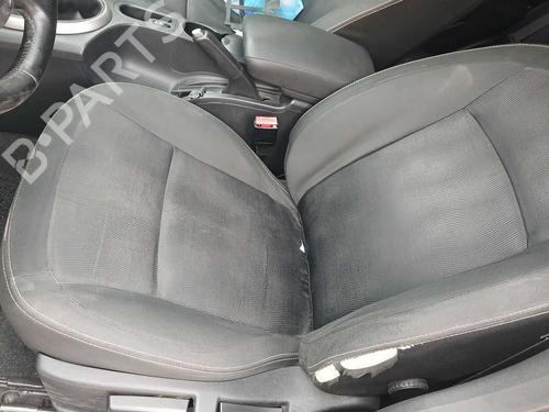 Sæde venstre fortil Sæde venstre fortil NISSAN QASHQAI I (J10, NJ10) 2.0 dCi (150 hp) 37376367 37376367