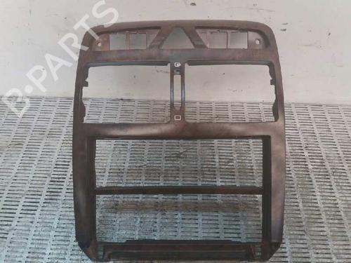 Used Middle console Middle console PEUGEOT 307 (3A/C) 1.6 16V (109 hp) 11682752 11682752