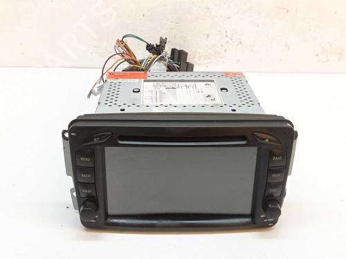 radio-mercedes-benz-c-class-w203-2000-2001-2002-2003-2004-2005-2006-2007-38047650 main image