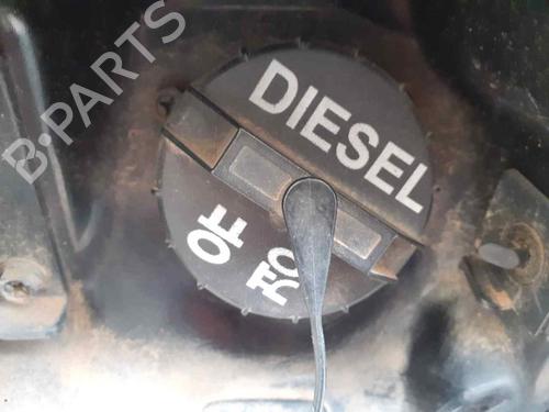 fuel-flap-ssangyong-tivoli-2015-34120007 main image