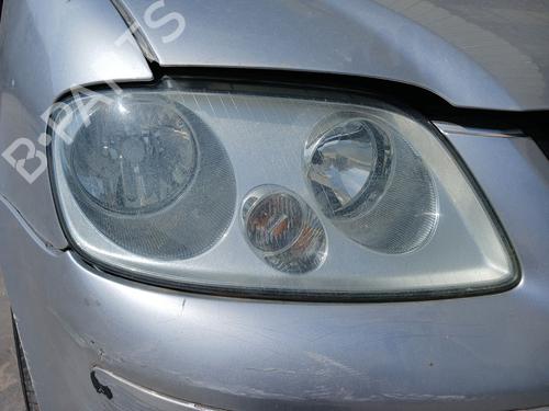 Used Right headlight Right headlight VW TOURAN (1T1, 1T2) 1.9 TDI (105 hp) 34620785 34620785