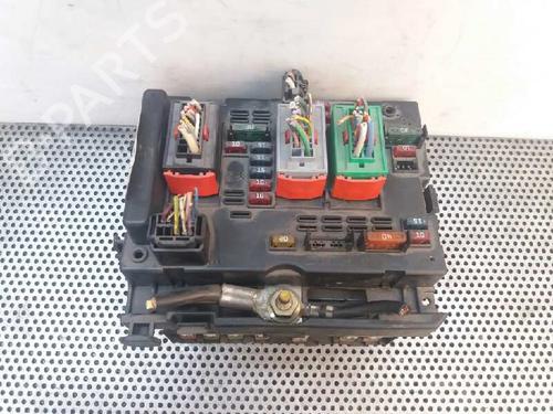 fuse-box-peugeot-307-break-3e-20-hdi-90-9650664180-2002-2003-2004-2005-2006-2007-2008-2009-4073848 main image