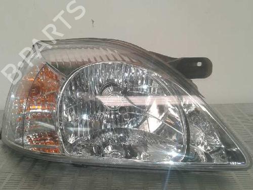 Used Right headlight KIA RIO I Saloon (DC_) 1.3 (82 hp) 12312908