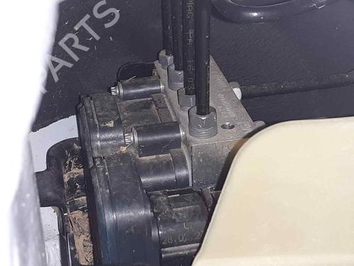 Used ABS pump MERCEDES-BENZ CITAN Box Body/MPV (W420) 1.5 112 CDI (420.633, 420.635) (116 hp) 29288943