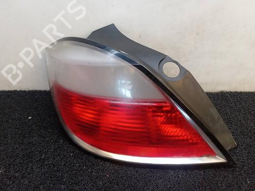 Used Left taillight OPEL ASTRA H (A04) [2004-2014]  233921