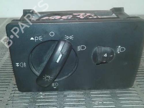 Used Headlight switch Headlight switch FORD FOCUS II (DA_, HCP, DP) 1.6 (100 hp) 1355367 1355367