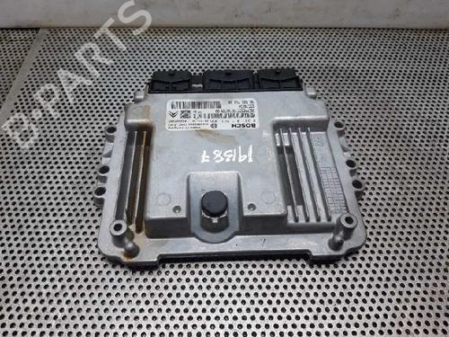Used Engine control unit (ECU) Engine control unit (ECU) CITROËN C5 II (RC_) [2004-2008] 4824175 4824175