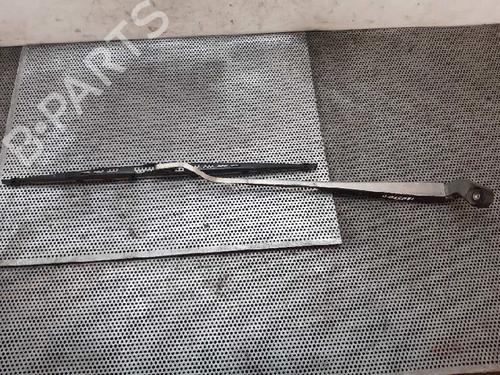Used Front windshield wiper arm Front windshield wiper arm NISSAN CABSTAR (F23, H41, H42) [1992-2011] 12313519 12313519