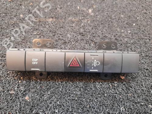 Used Warning switch DODGE JOURNEY 2.0 CRD (140 hp) 8065614