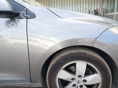 right-front-fenders-renault-megane-iii-hatchback-bz01_-b3_-2008-36292774 main image
