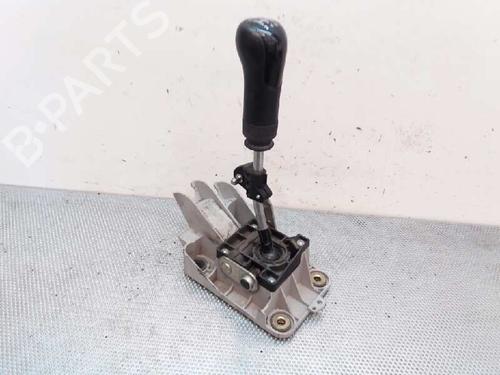 Used Gear lever FORD TRANSIT CONNECT (P65_, P70_, P80_) [2002-2025]  7408038