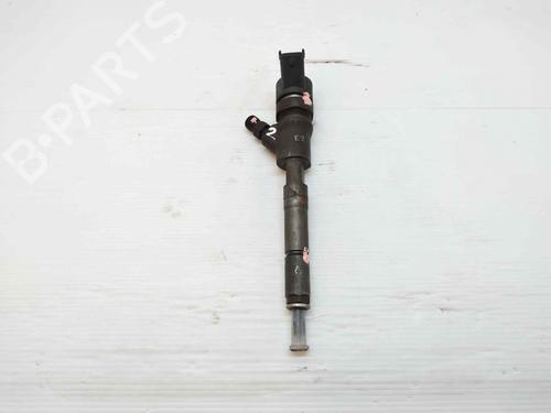 Spreder / Dyse TOYOTA COROLLA (_E12_) 1.4 D (NDE120_, NDE120R) (90 hp) 30579875