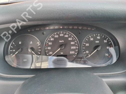 Right front fog light RENAULT MEGANE I Classic (LA0/1_) 1.6 e (LA0F, LA0S) | BP8826846C31 