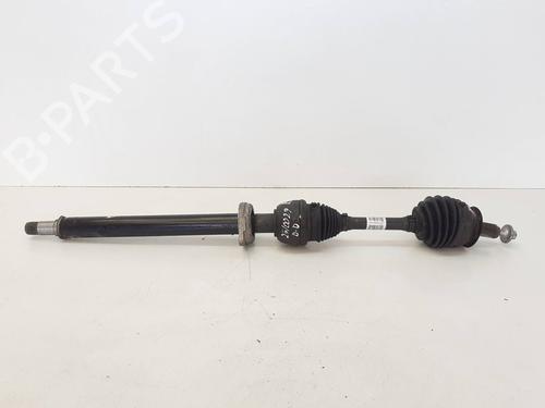 Used Right front driveshaft MERCEDES-BENZ CLA Coupe (C117) CLA 220 CDI / d (117.303) (170 hp) 29810842