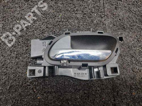 Used Rear left interior door handle Rear left interior door handle PEUGEOT 308 I (4A_, 4C_) 1.6 16V (120 hp) 6831791 6831791