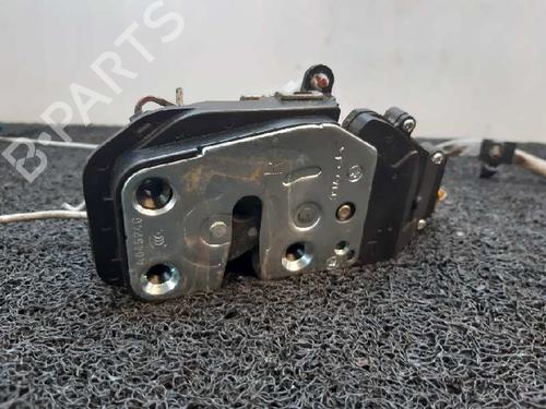 Front right lock KIA CARENS II MPV (FJ) 2.0 CRDi | BP4419335C97 
