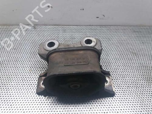 Used Engine mount Engine mount 10243722 10243722