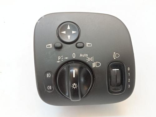 Interruttore luci Interruttore luci MERCEDES-BENZ C-CLASS (W203) [2000-2007] 37218386 37218386