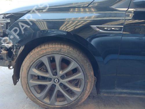left-front-fenders-renault-megane-iv-grandtour-k9amn_-2016-39685167 main image