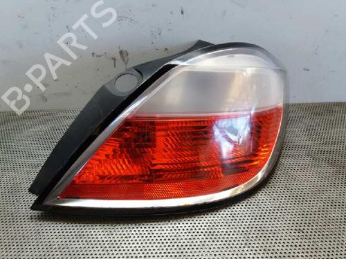 Used Right taillight OPEL ASTRA H (A04) 1.7 CDTI (L48) (100 hp) 4561539