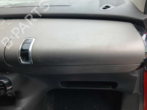 Used Glove box Glove box 39614296 39614296