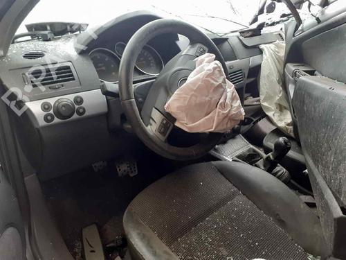 Throttle body OPEL ASTRA H GTC (A04) | BP31371739M82