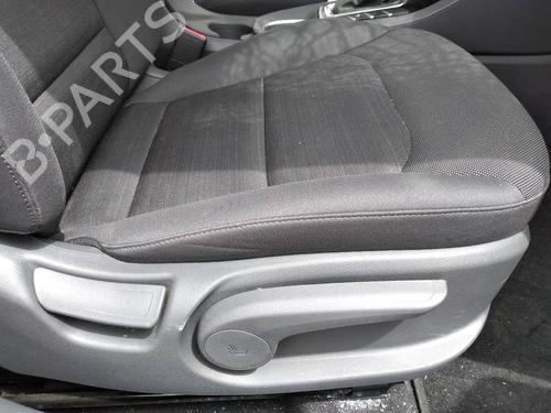 Right front seat HYUNDAI IONIQ (AE) 1.6 GDI Hybrid | BP8070085C16 