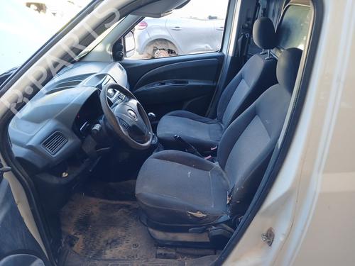 Left front seat FIAT DOBLO Cargo (263_) 1.3 D Multijet | BP36381400C15 - Image 10