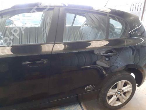 Porta trás esquerda BMW 1 (E87) 118 d (143 hp) 31087814
