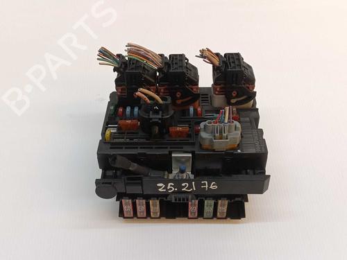 fuse-box-peugeot-308-i-4a_-4c_-2007-2008-2009-2010-2011-2012-2013-2014-2015-2016-37265863 main image