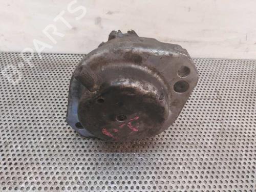 Used Engine mount BMW 5 (E60) 535 d (286 hp) 10243656