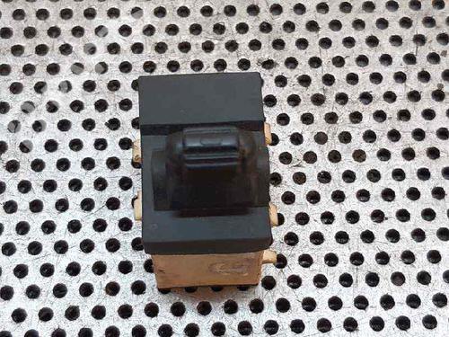 Used Left rear window switch Left rear window switch CHRYSLER 300M (LR) 2.7 V6 24V (203 hp) 5838742 5838742
