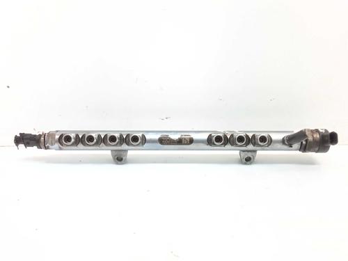 Used Injection rail Injection rail 37154147 37154147