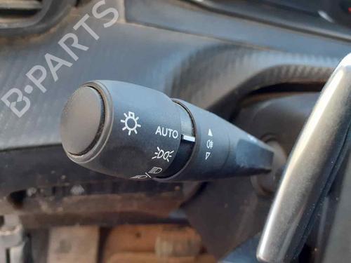 Used Headlight switch PEUGEOT 2008 II (UD_, US_, UY_, UJ_, UR_, UC_) [2019-2025]  29720373