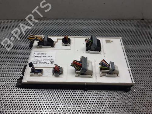 Used Fuse box Fuse box MERCEDES-BENZ GLA-CLASS (X156) GLA 180 (156.942) (122 hp) 4828575 4828575