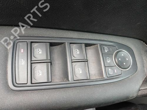 Venstre fortil elrude kontakt Venstre fortil elrude kontakt RENAULT CAPTUR II (HF_) TCe 100 (HFMT) (101 hp) 39714498 39714498