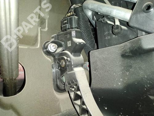 Used Pedal Pedal DODGE JOURNEY 2.0 CRD (140 hp) 8065610 8065610